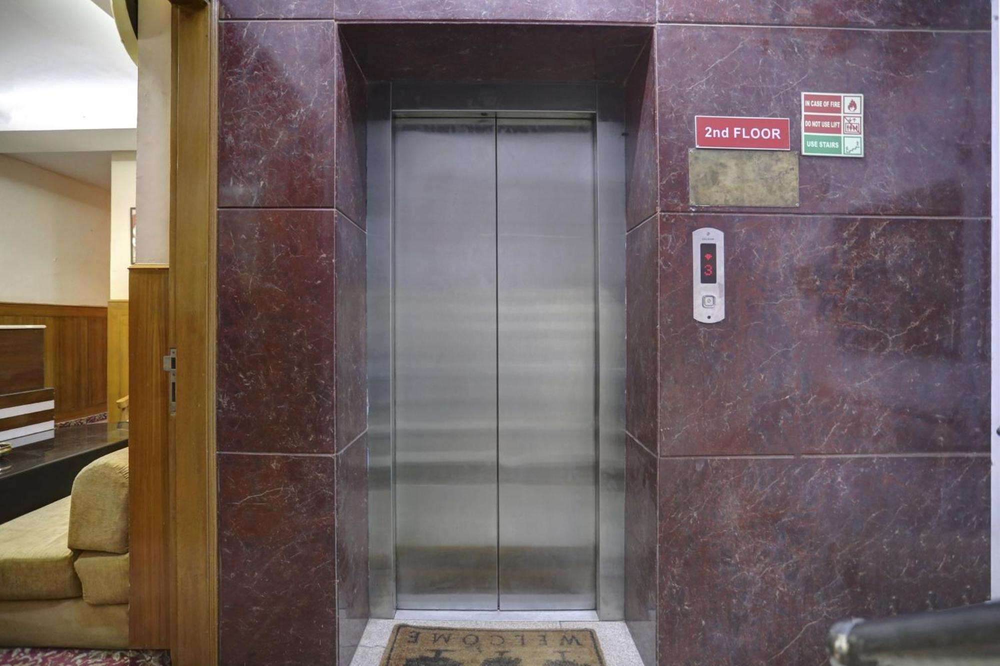 Hotel O Shivam Guest House Neu-Delhi Exterior foto